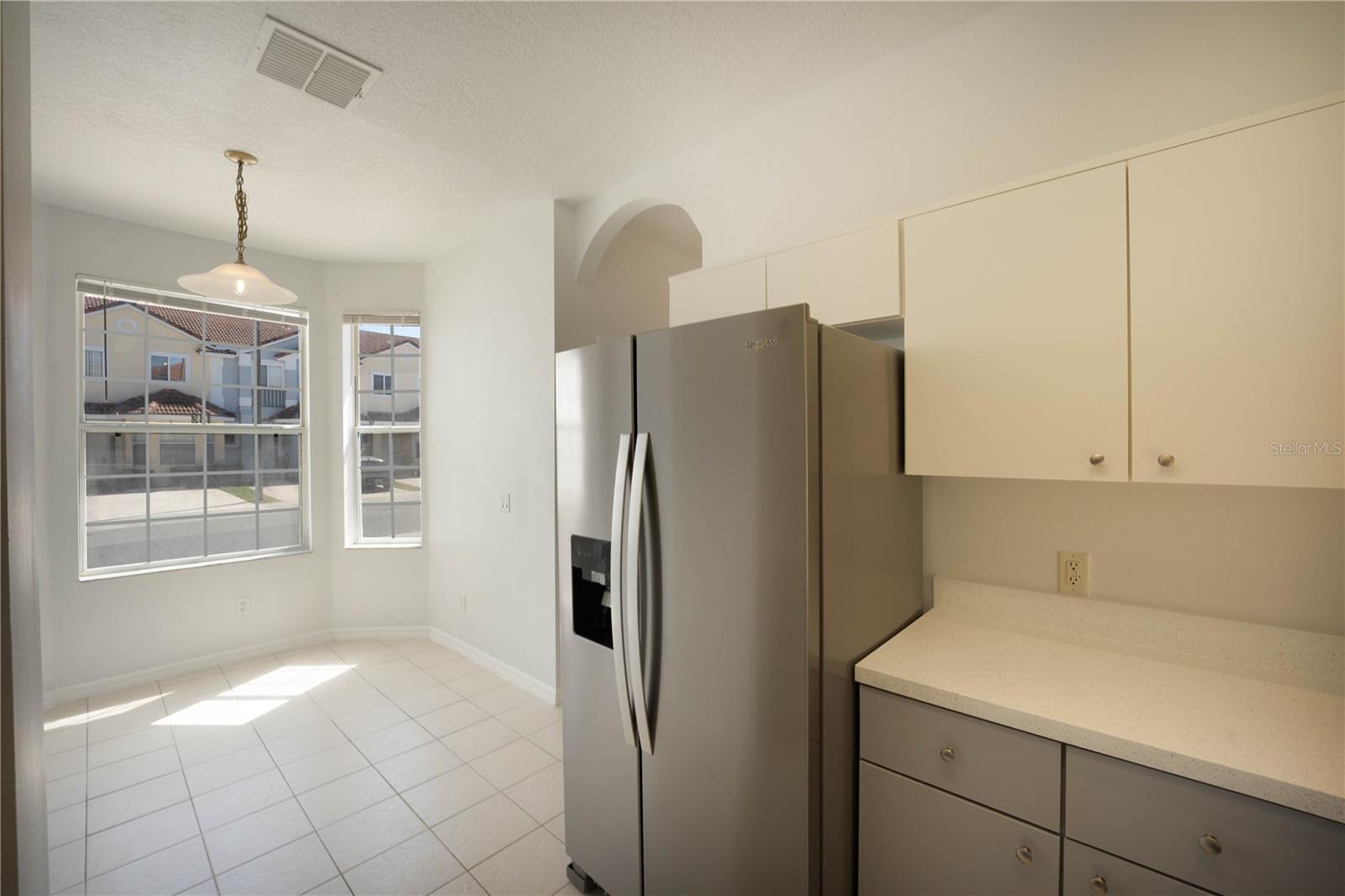 1241 S Beach Cir Property Photo 3