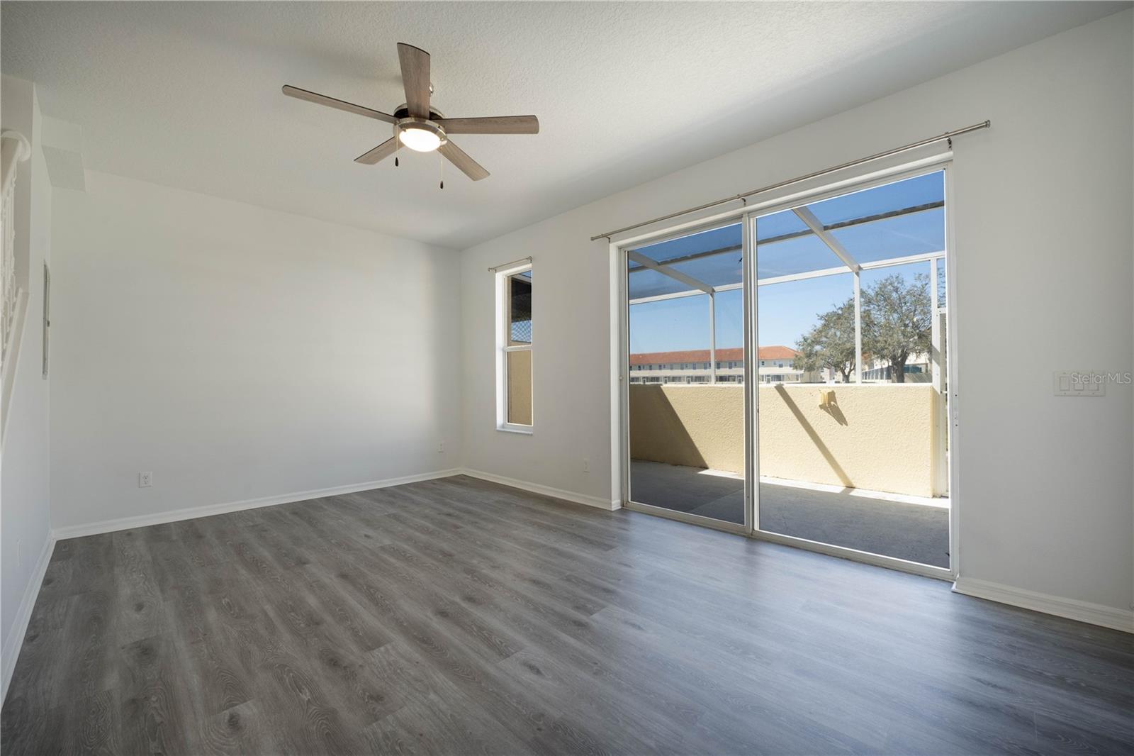 1241 S Beach Cir Property Photo 5