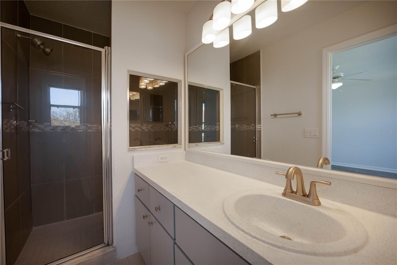 1241 S Beach Cir Property Photo 12