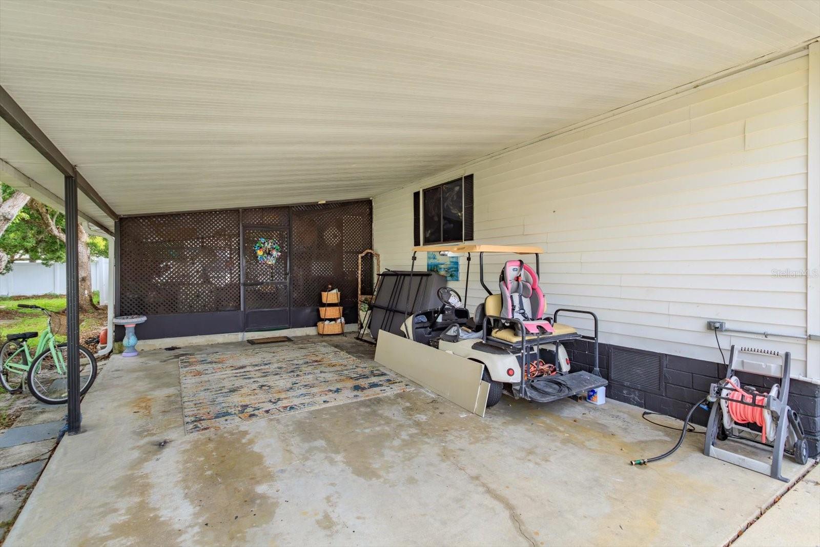 106 Leisure World Dr N Property Photo 3