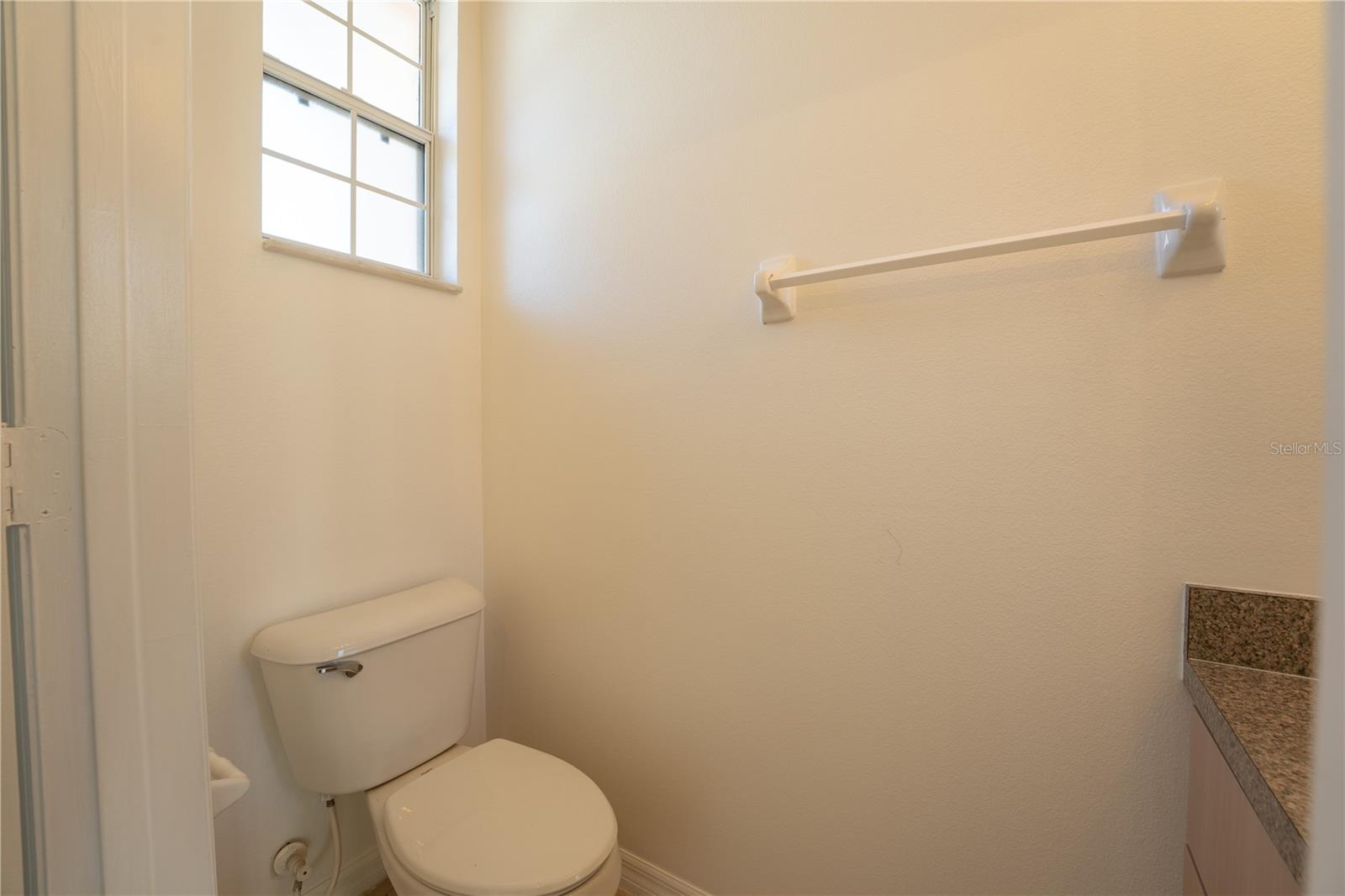 4712 Hemingway House St Property Photo 7