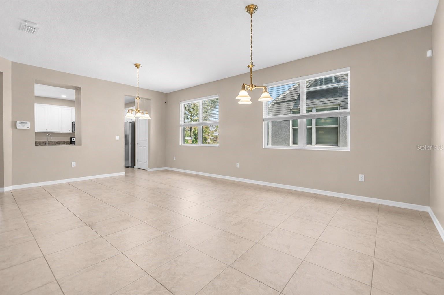 8060 Bowery Dr Property Photo 6