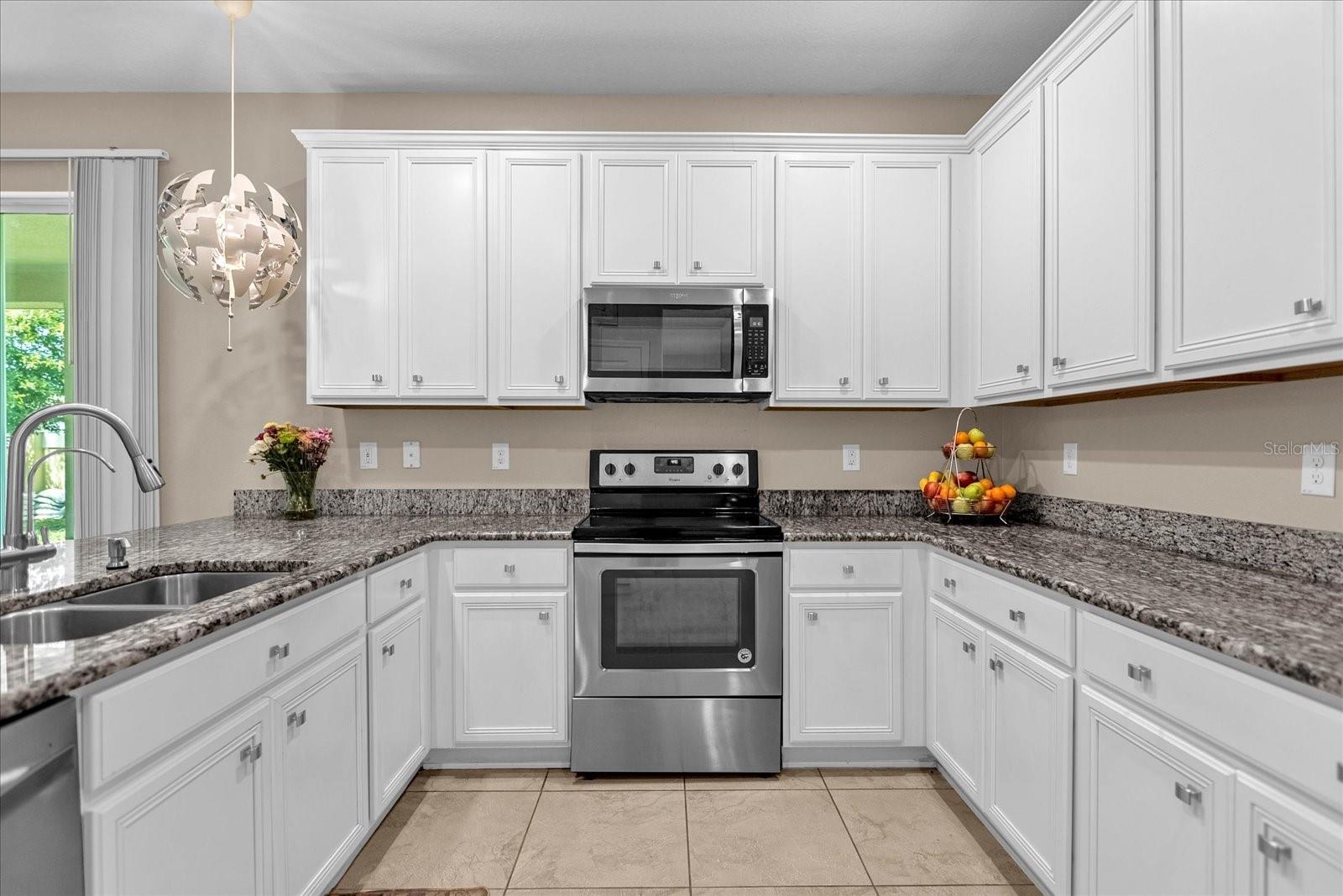 8060 Bowery Dr Property Photo 15