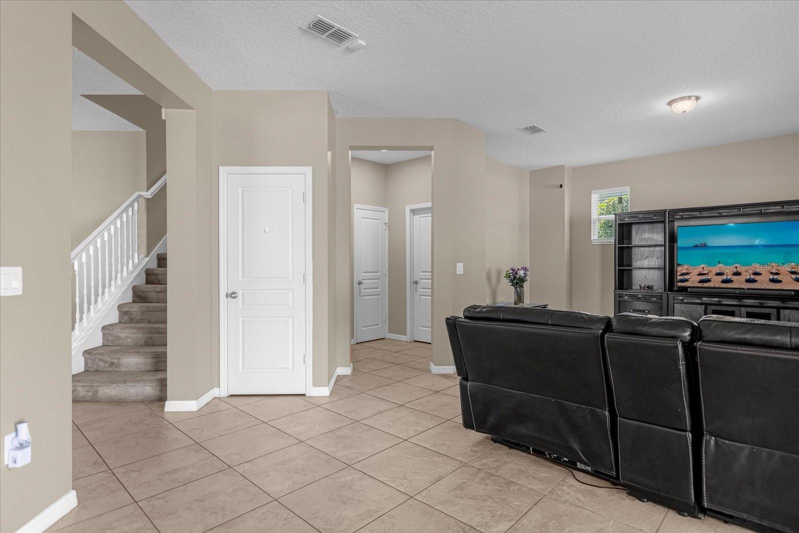8060 Bowery Dr Property Photo 21