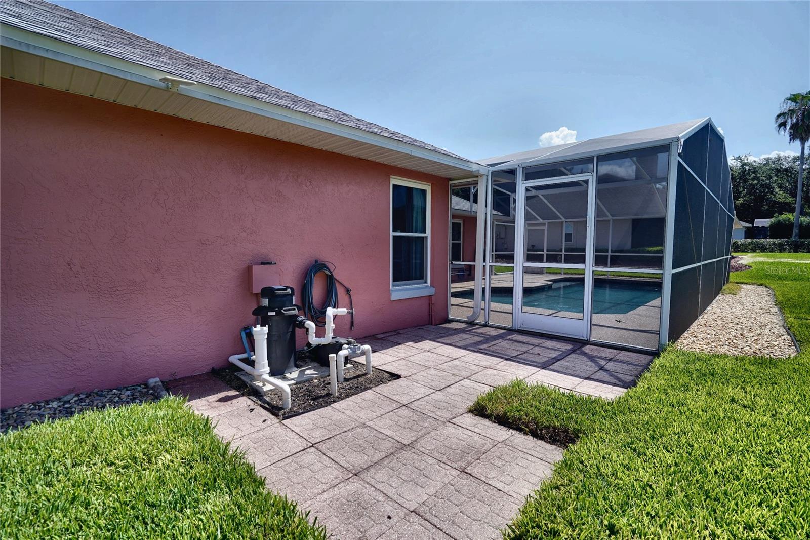 11208 Haskell Dr Property Photo 23