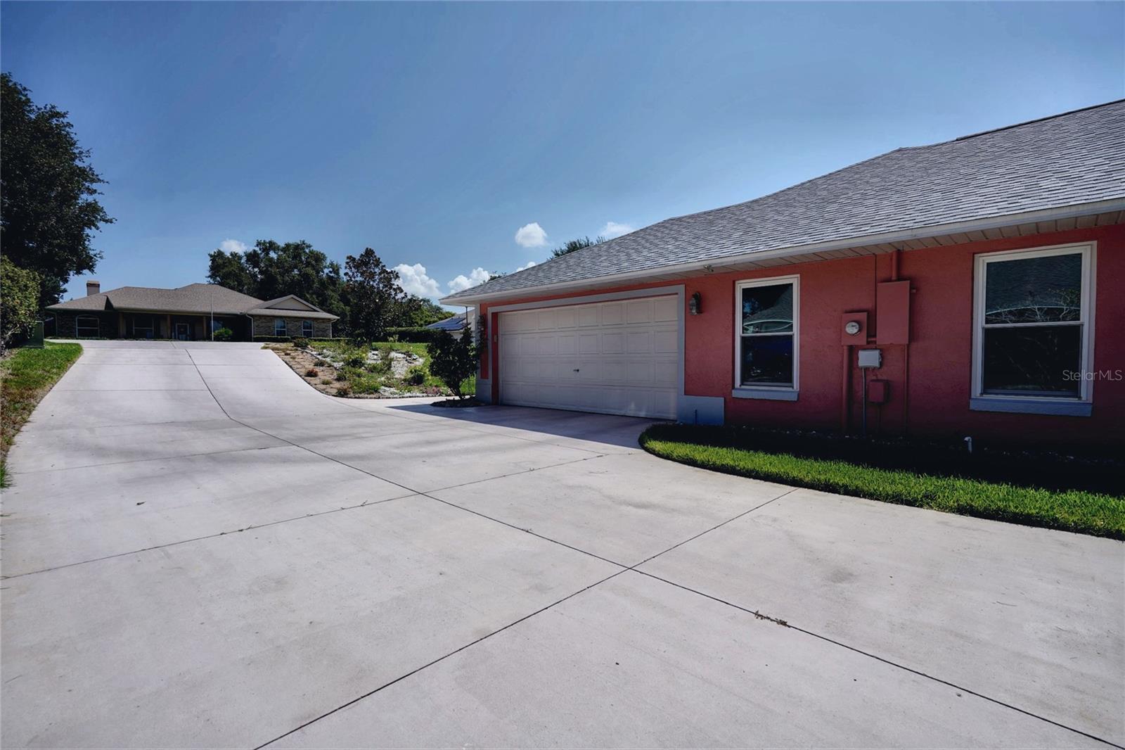 11208 Haskell Dr Property Photo 24
