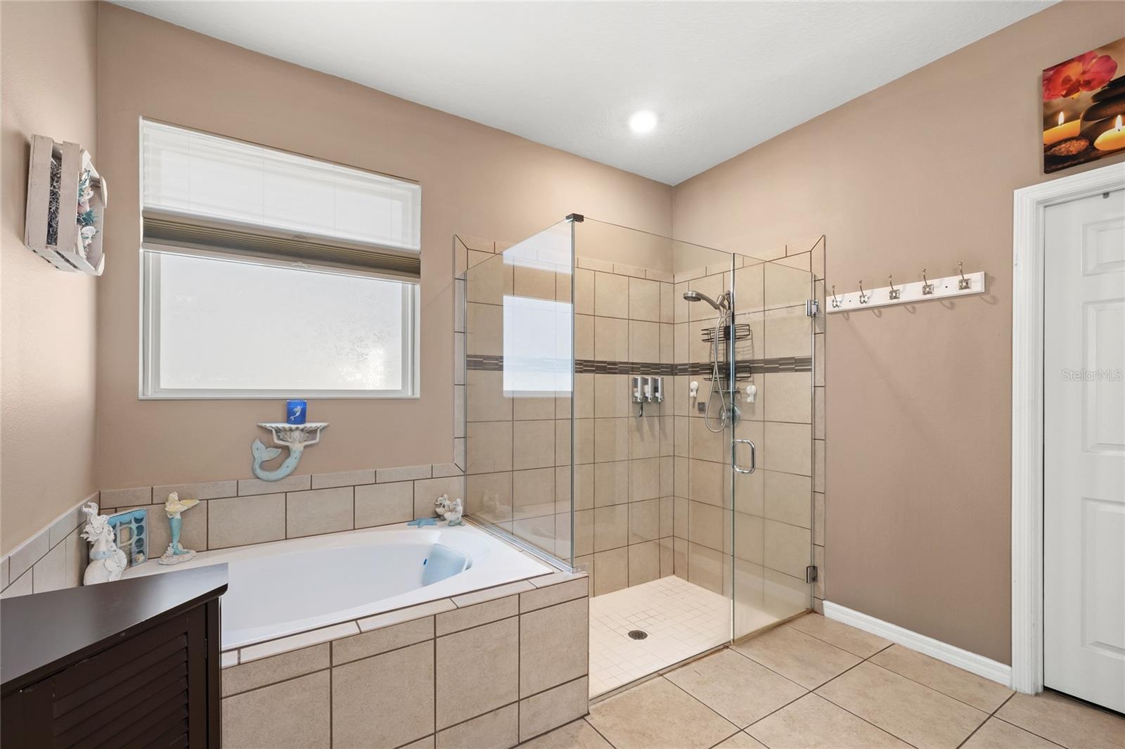 12015 Stone Bark Trl Property Photo 4