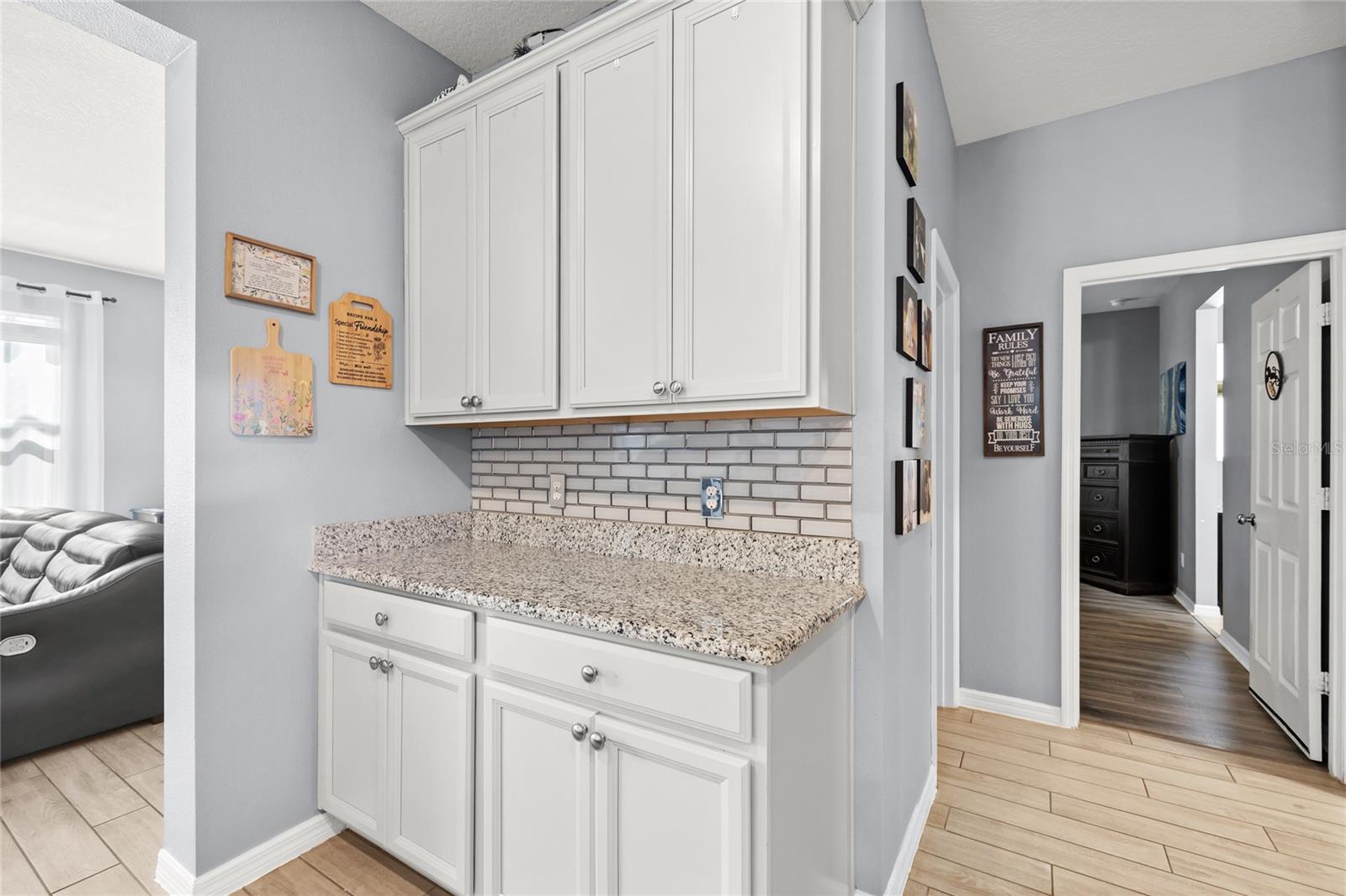 12015 Stone Bark Trl Property Photo 6