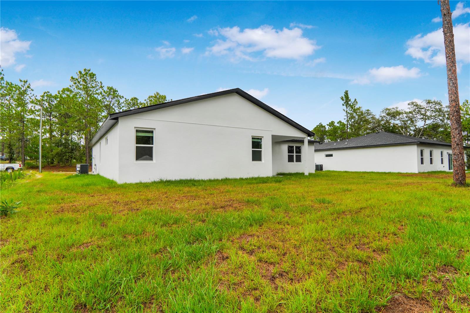 1948 W Adelia Pl Property Photo 35