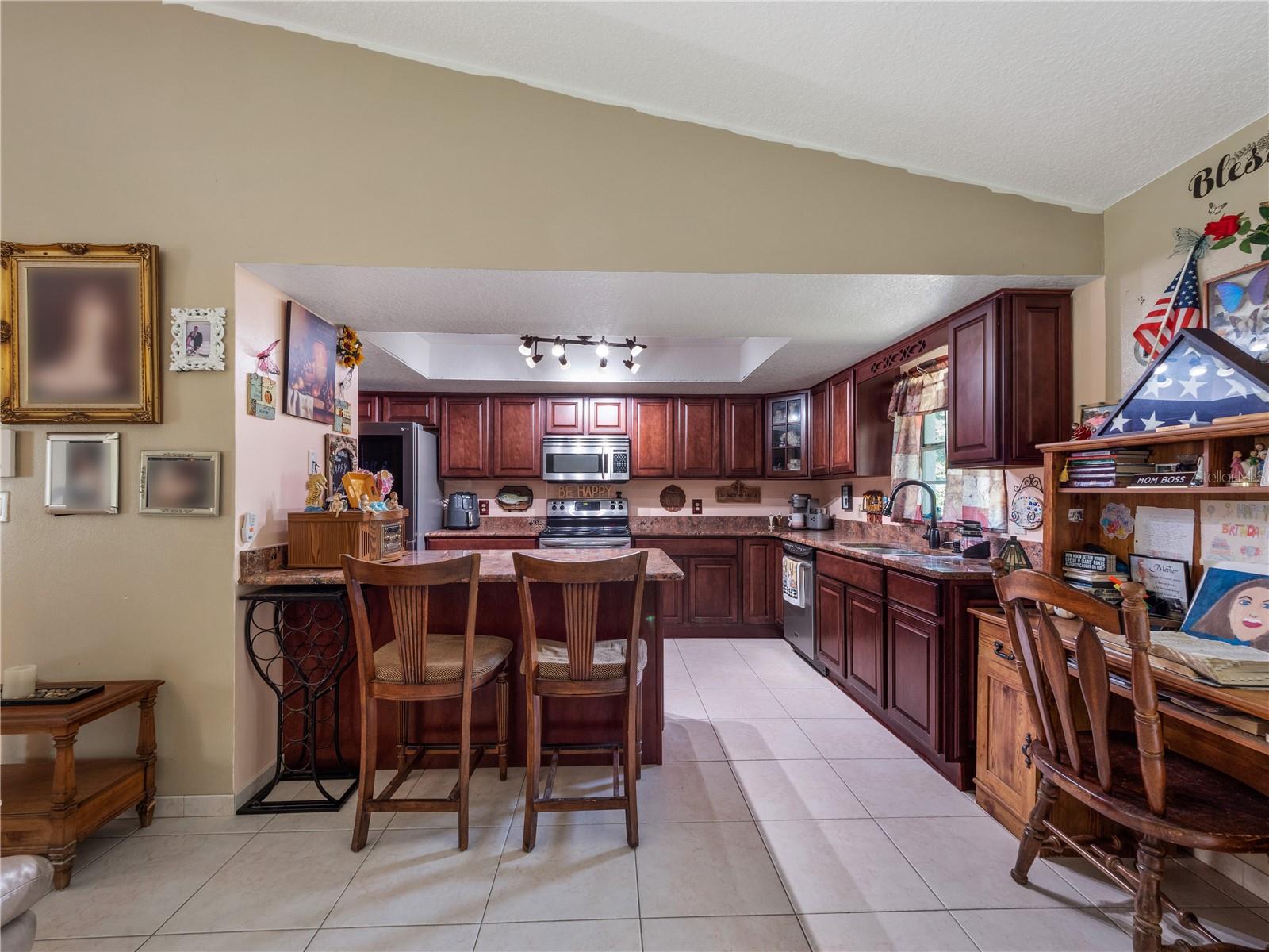 5845 Lake Lizzie Dr Property Photo 7
