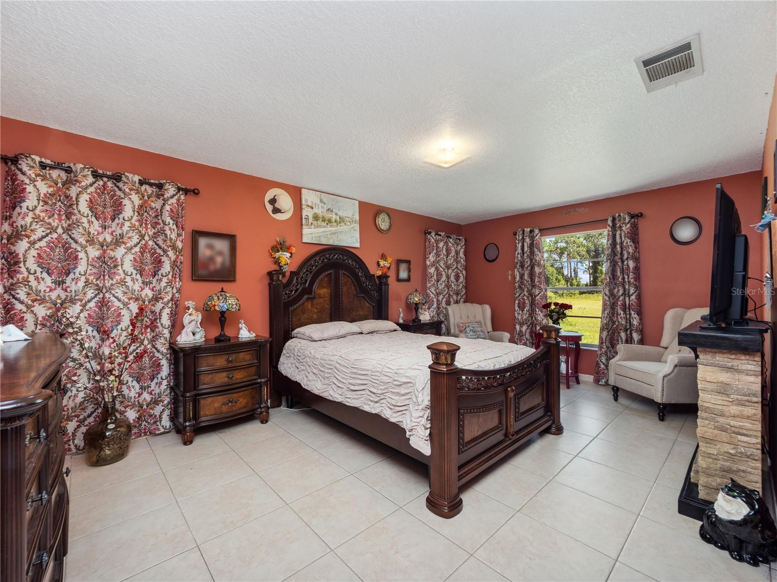 5845 Lake Lizzie Dr Property Photo 18