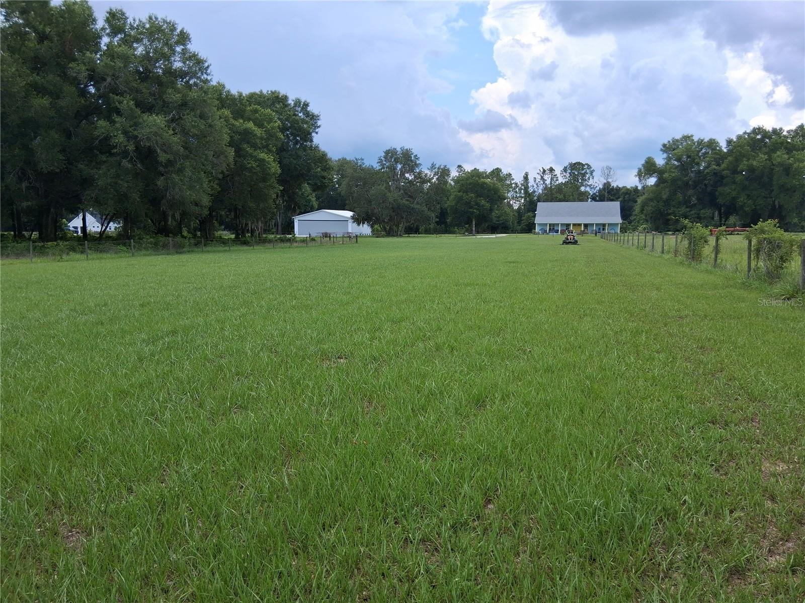 Grass Roots Rd Property Photo 9