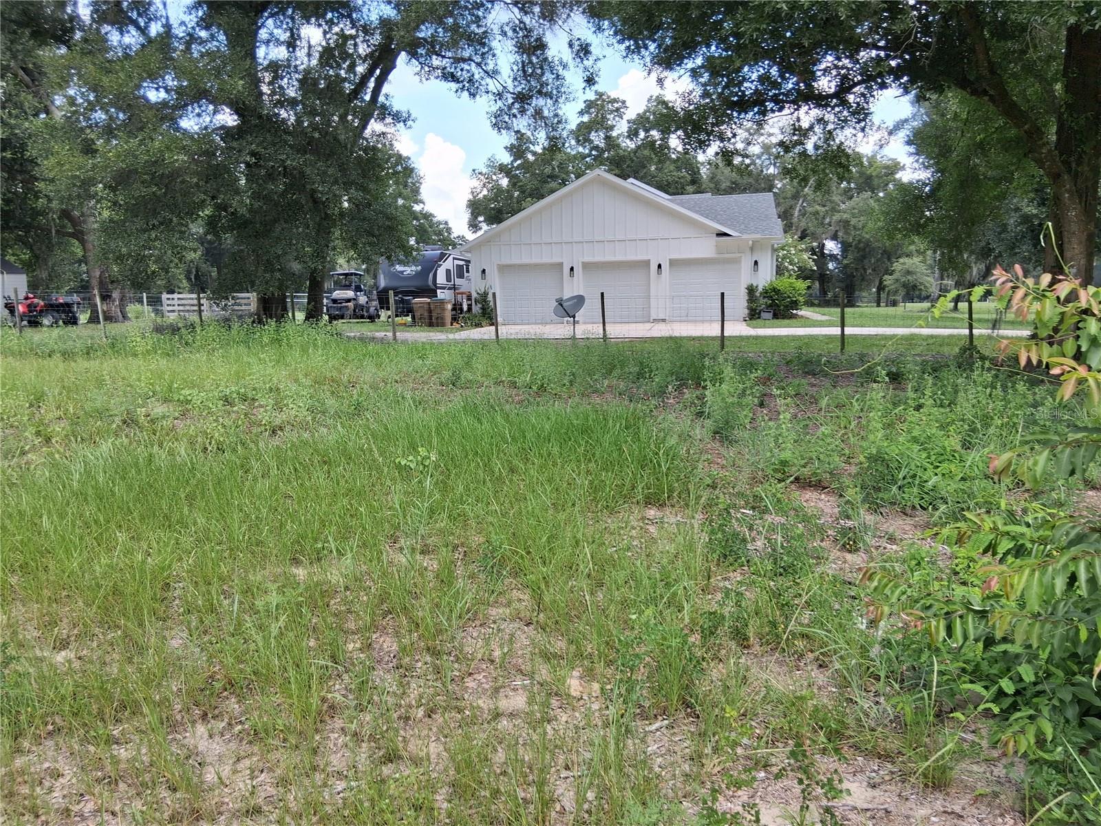 Grass Roots Rd Property Photo 11