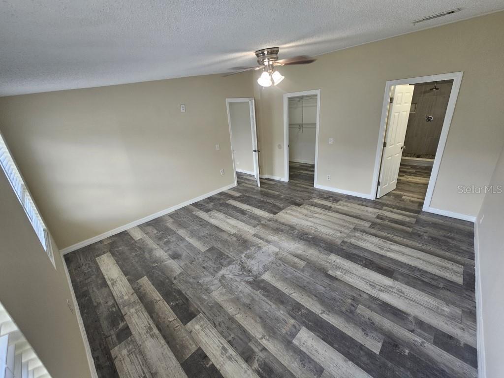 5105 Countryside Ct Property Photo 12