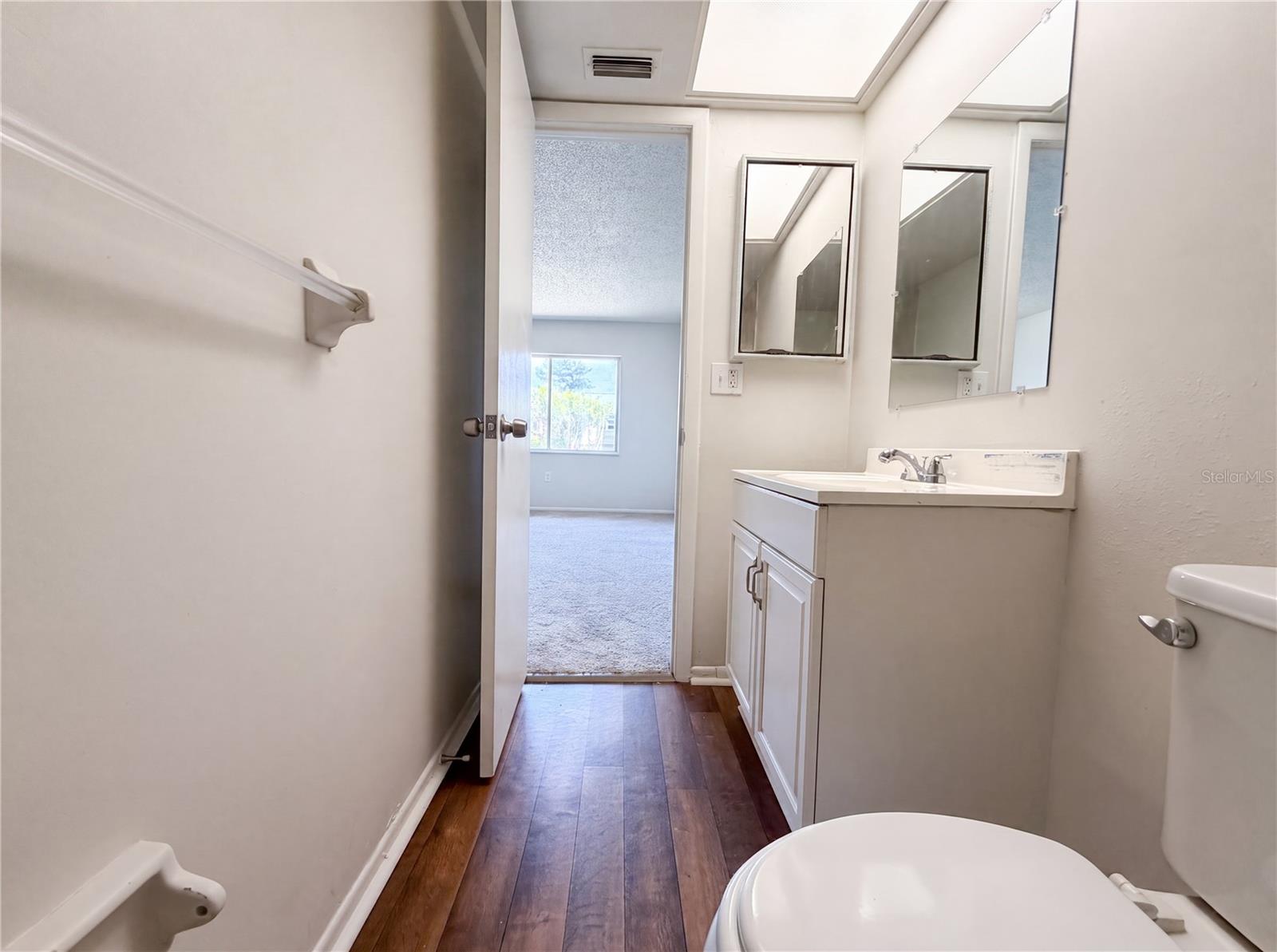 607 33rd Avenue E Property Photo 21