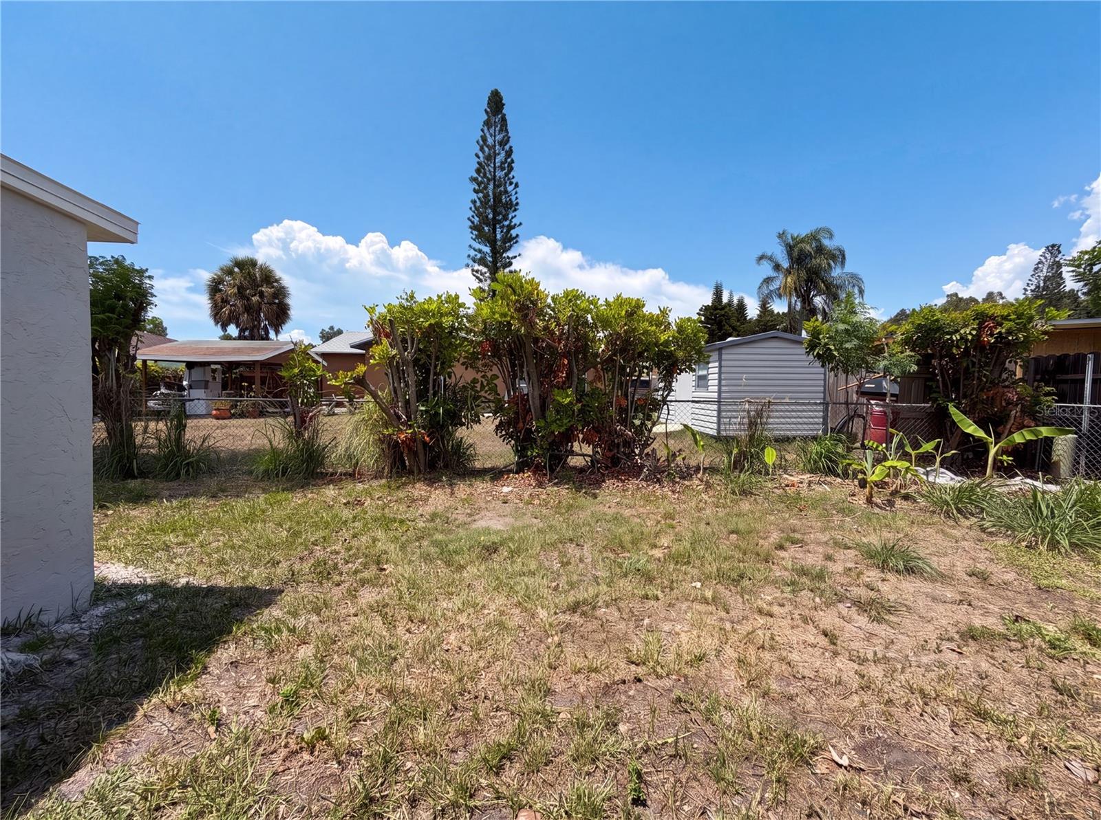 607 33rd Avenue E Property Photo 22