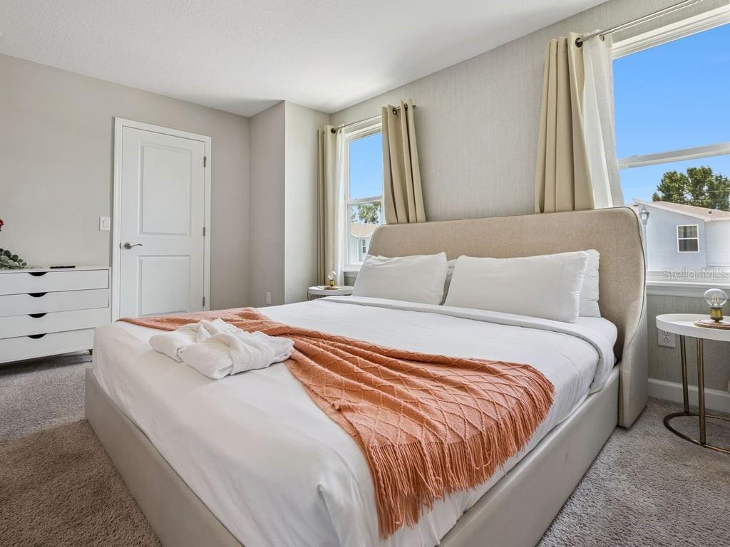 7989 Formosa Valley Pl Property Photo 20