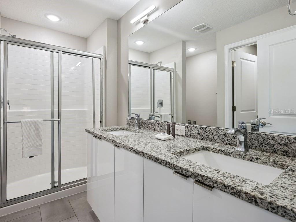 7989 Formosa Valley Pl Property Photo 31