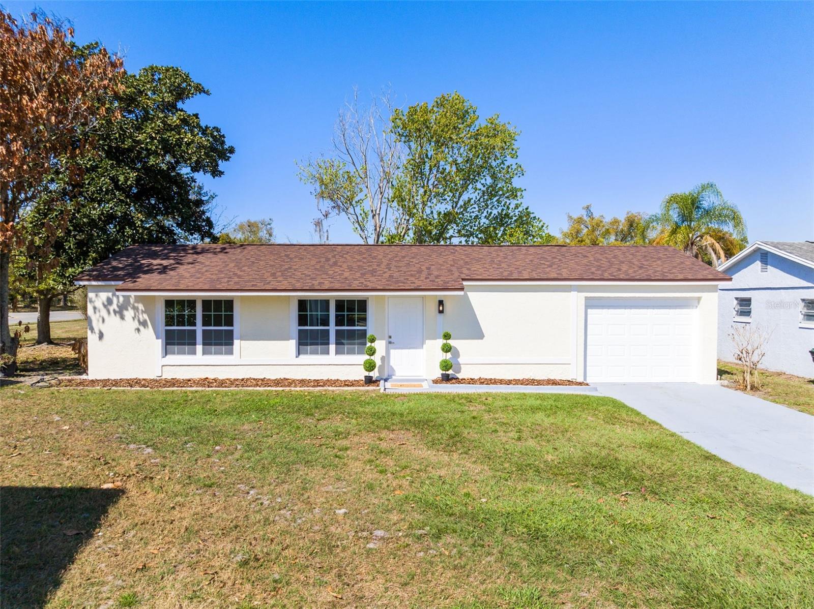 10230 Genesee Ln Property Photo 1