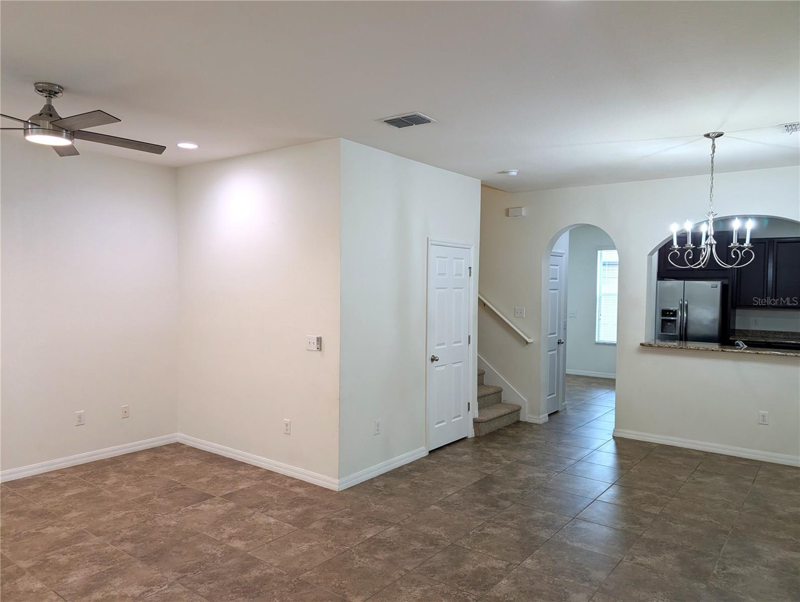 14161 Stowbridge Ave Property Photo 3
