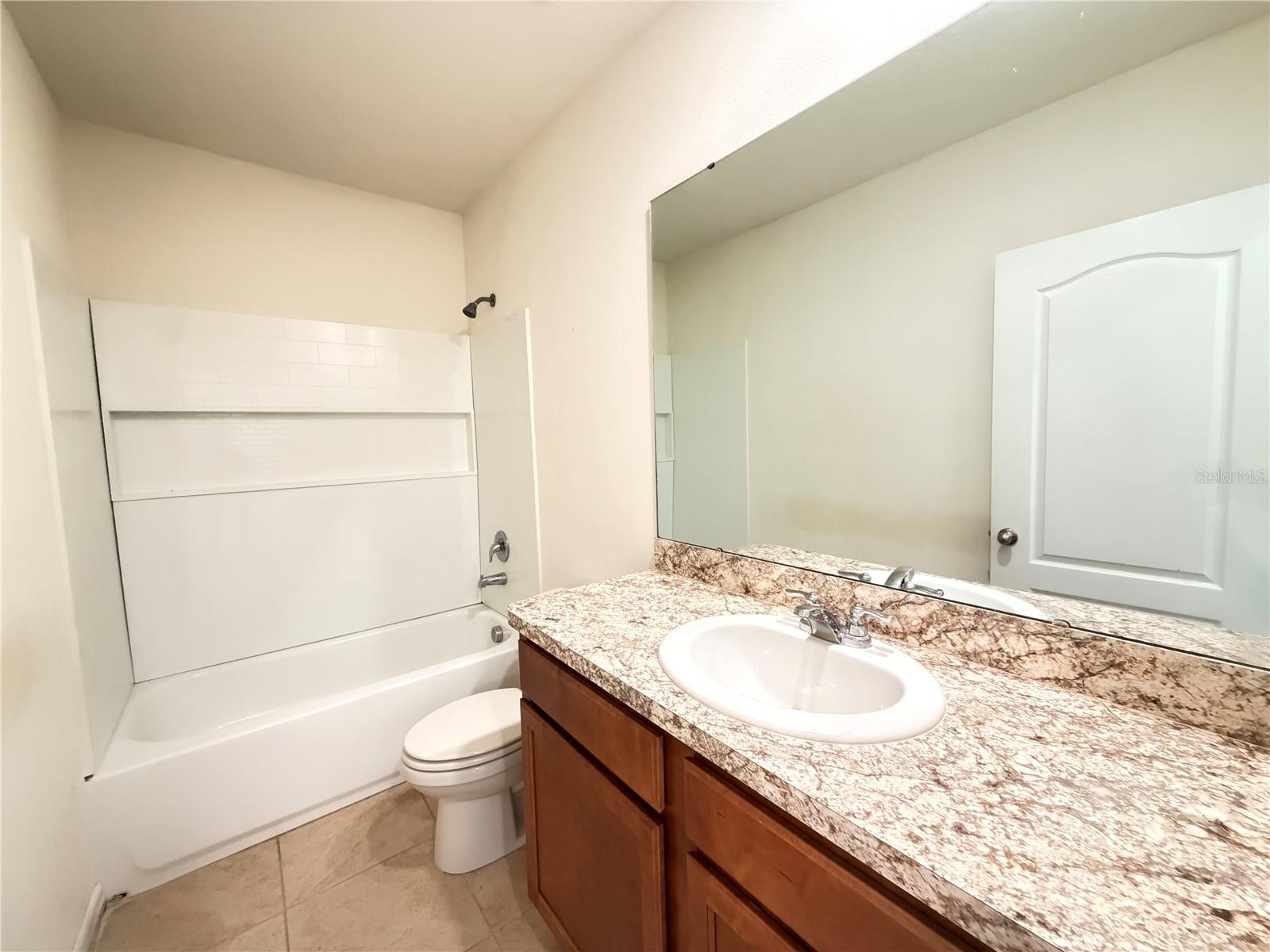 1249 Yellow Finch Dr Property Photo 16