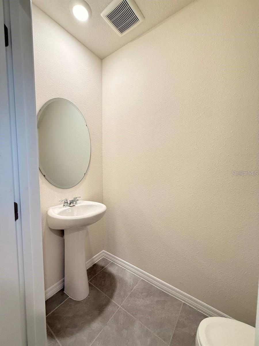 2333 Penguin Blvd Property Photo 14