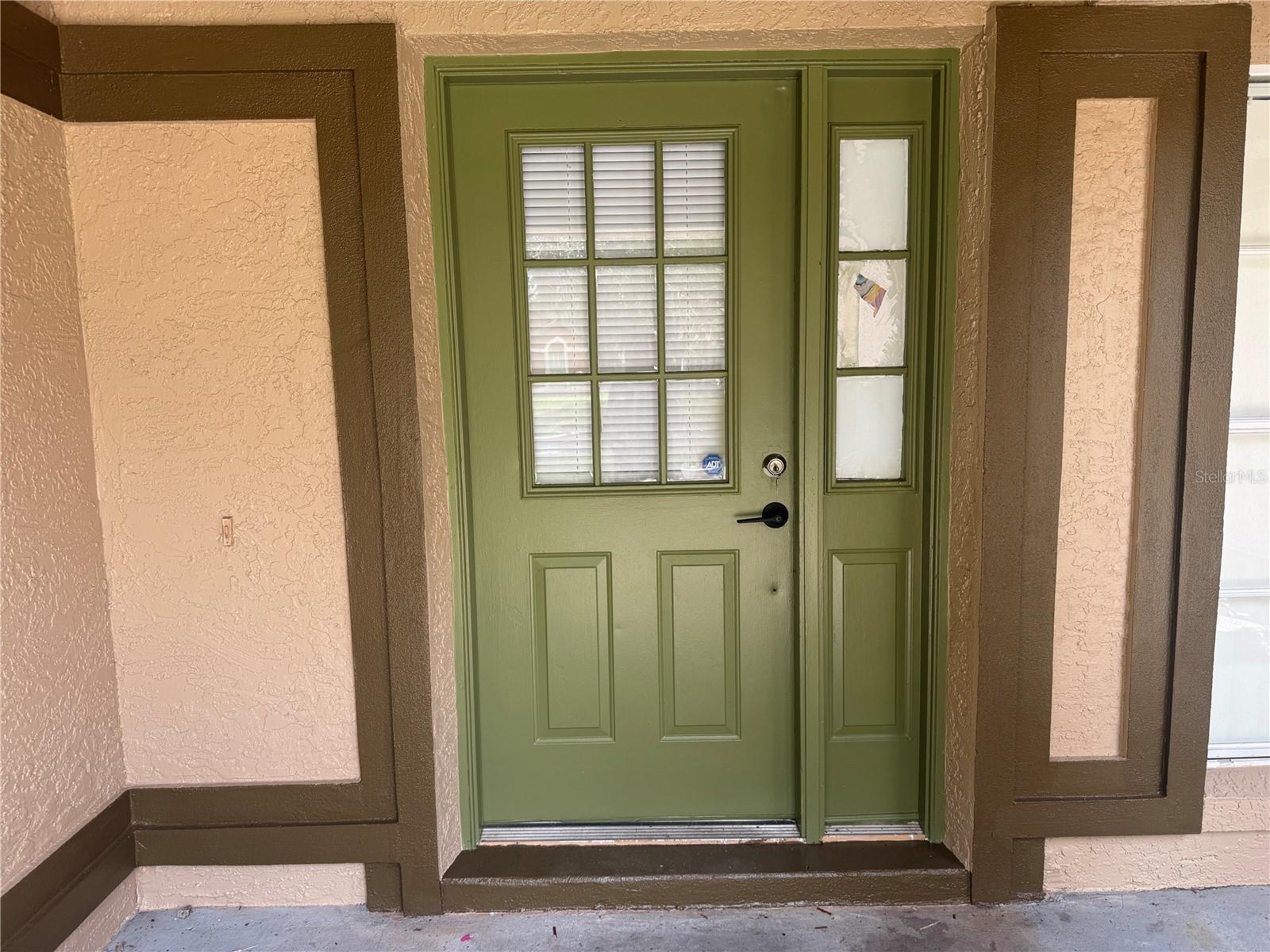 11128 Sylvan Pond Cir Property Photo 3