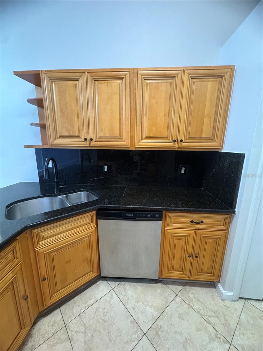 11128 Sylvan Pond Cir Property Photo 18