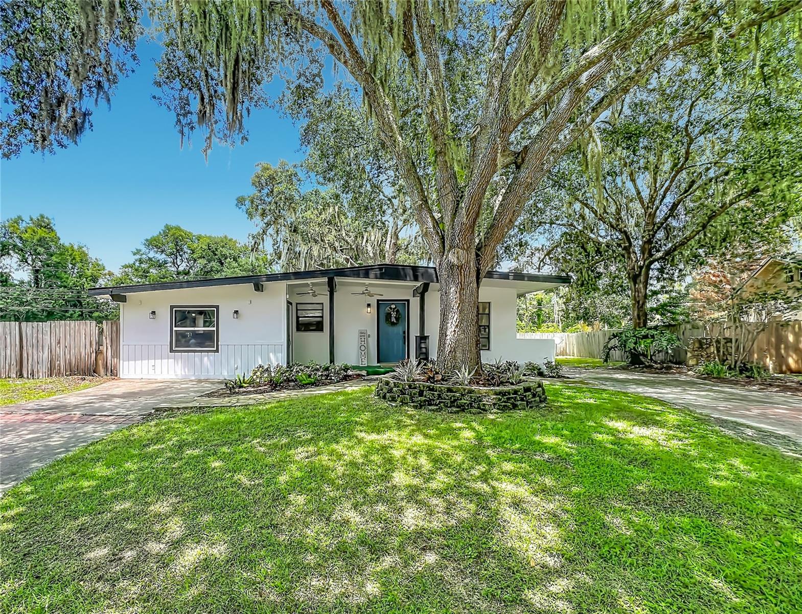 719 CHEROKEE CIR