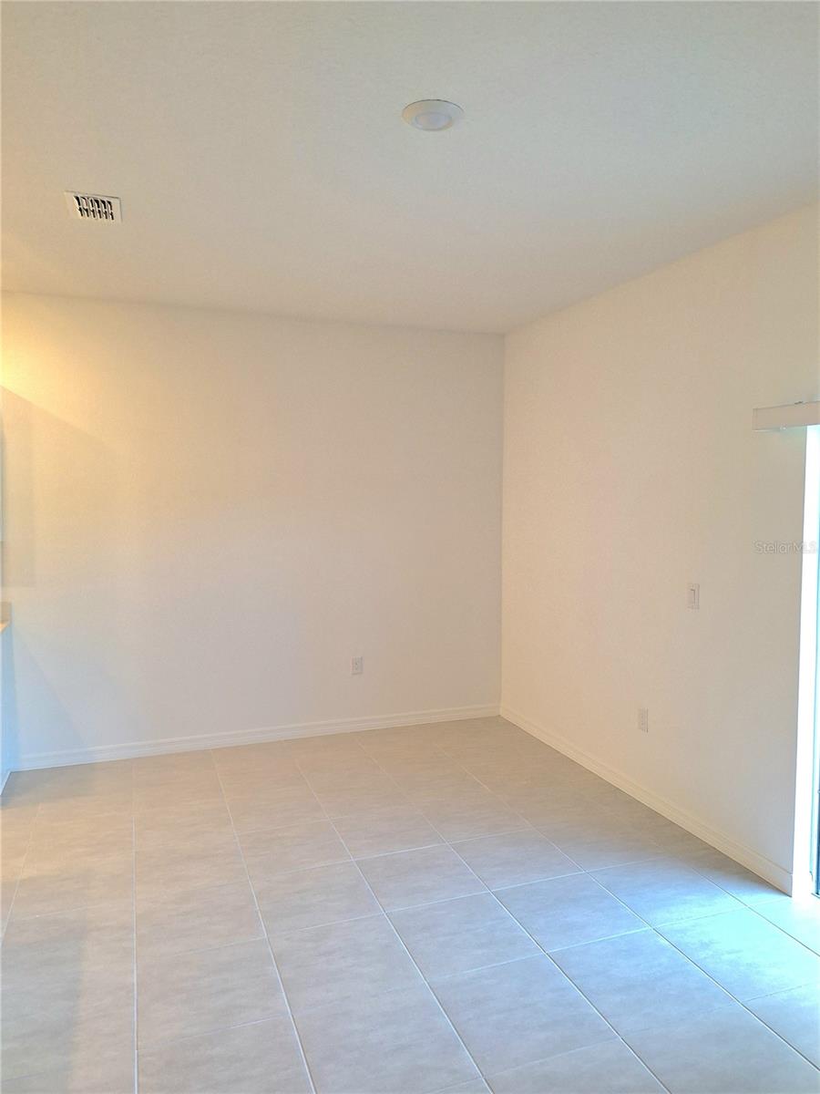 173 River Front Way Property Photo 24
