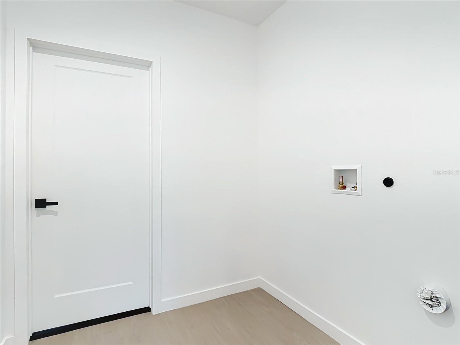 6446 Fall St Property Photo 13