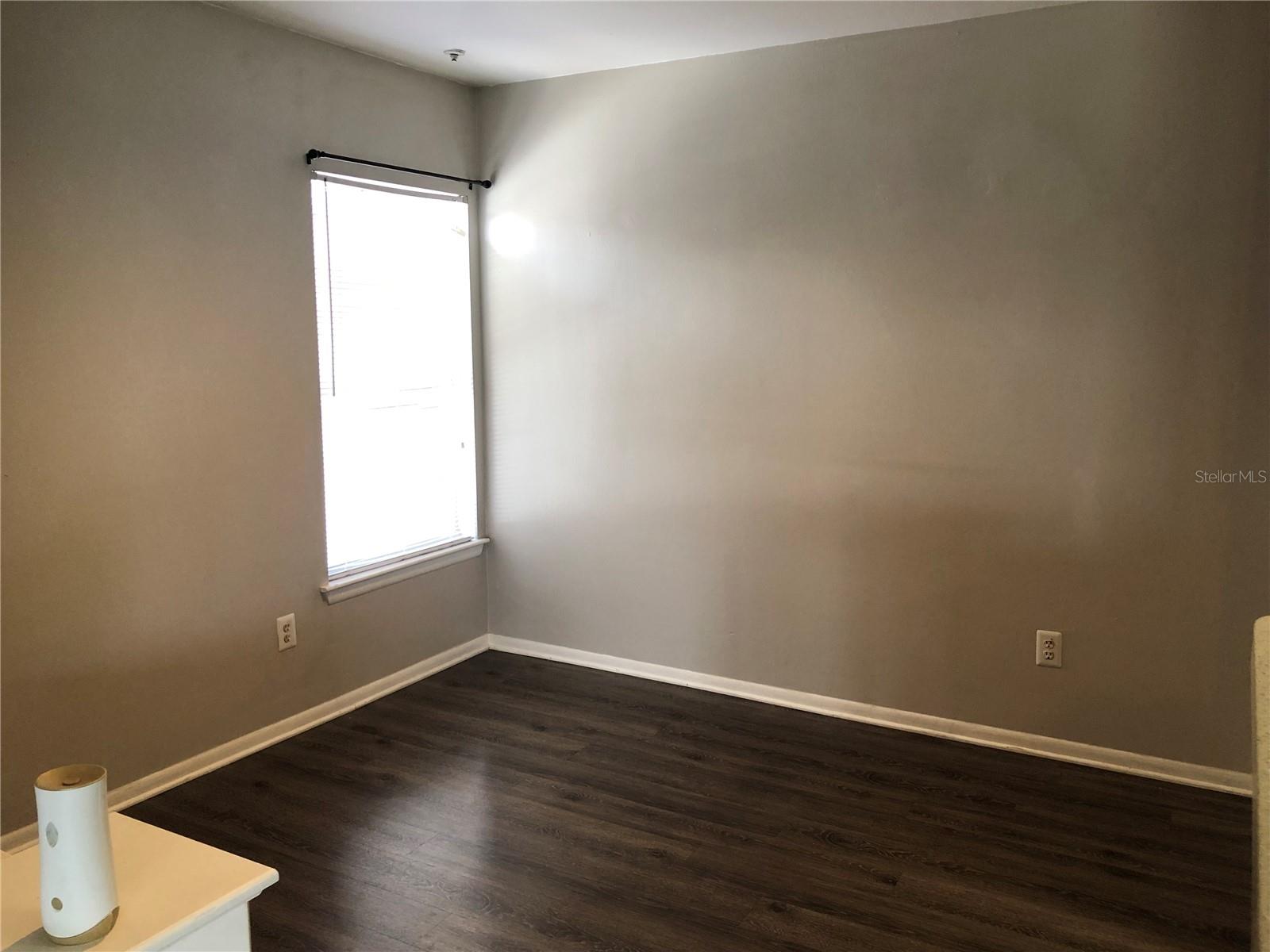 498 N Pin Oak Pl #304 Property Photo 7