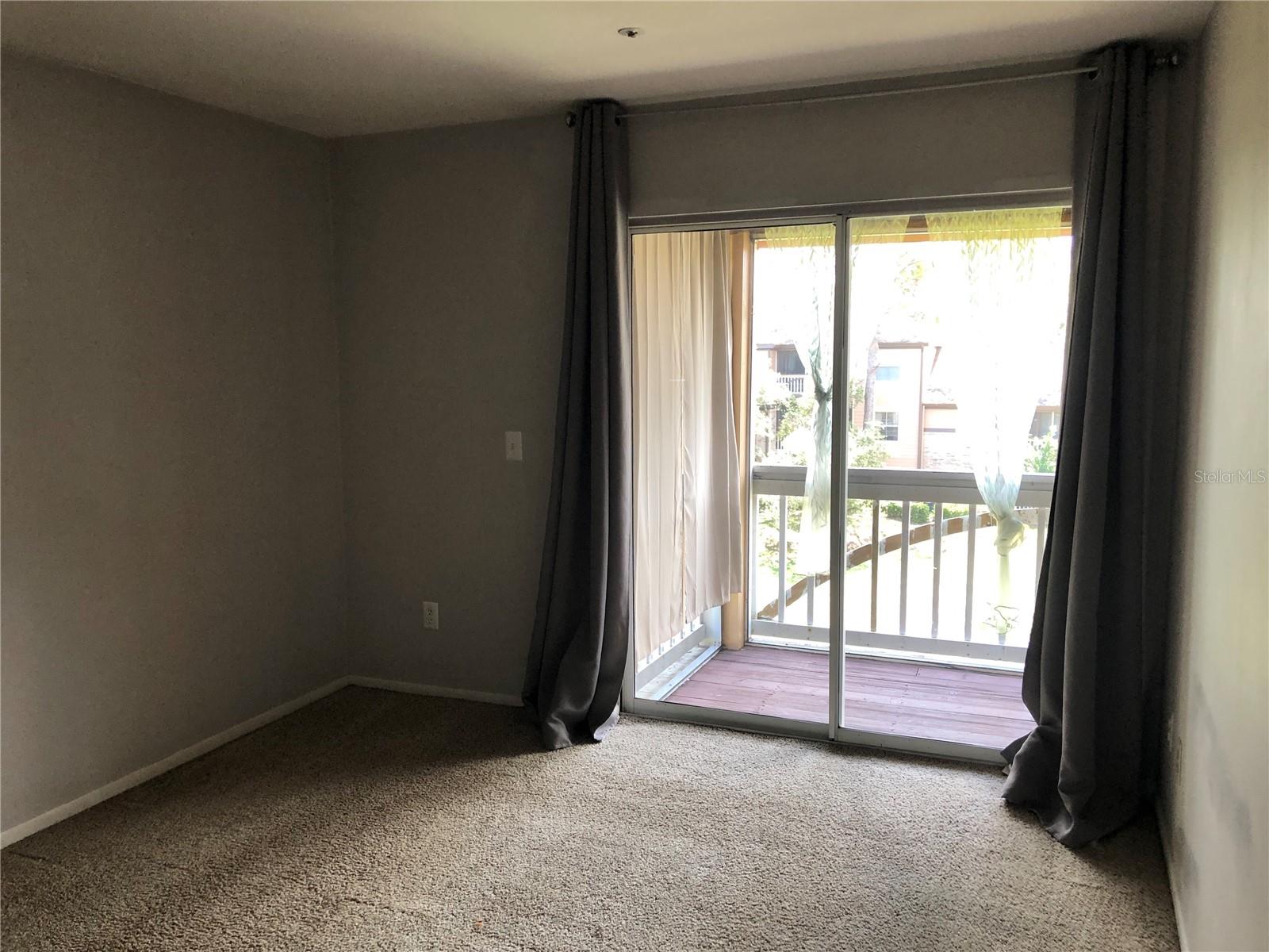 498 N Pin Oak Pl #304 Property Photo 14