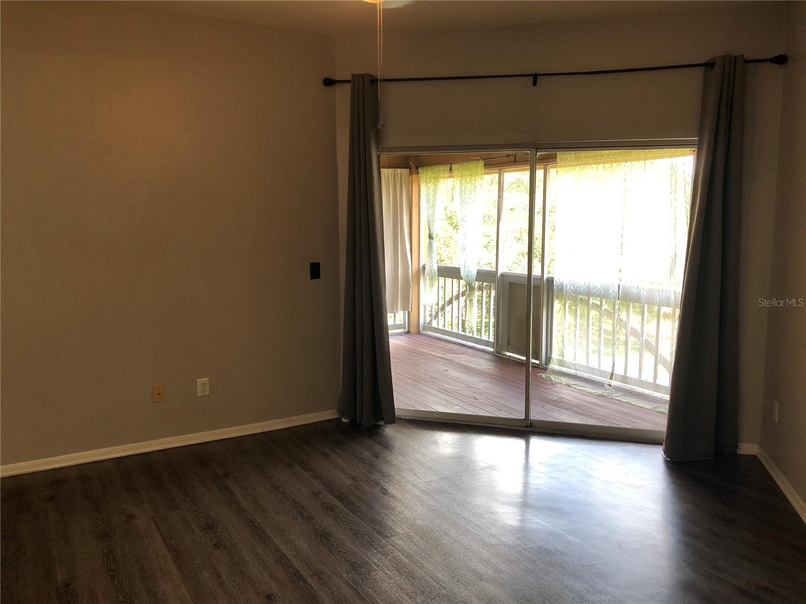 498 N Pin Oak Pl #304 Property Photo 16