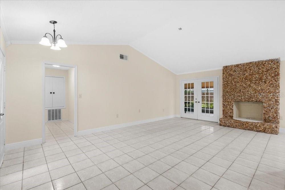 4768 Crossbow Ct Property Photo 5