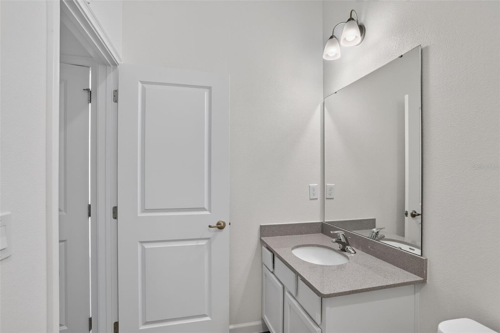 1242 Butterfly Orchid Rd Property Photo 41