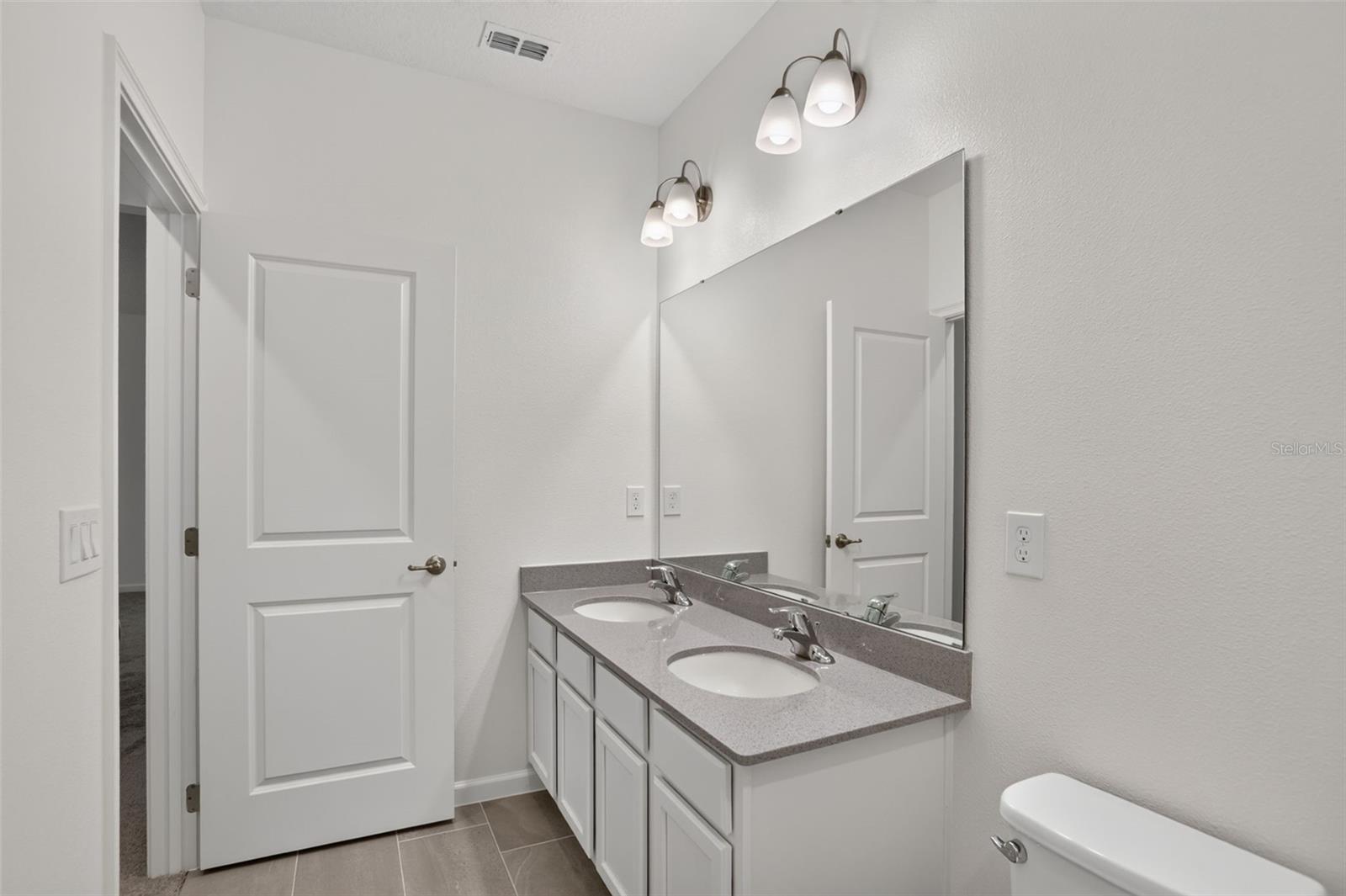 1242 Butterfly Orchid Rd Property Photo 63