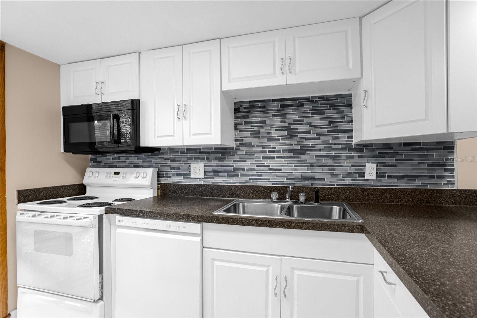 411 Sheoah Blvd #43 Property Photo 8