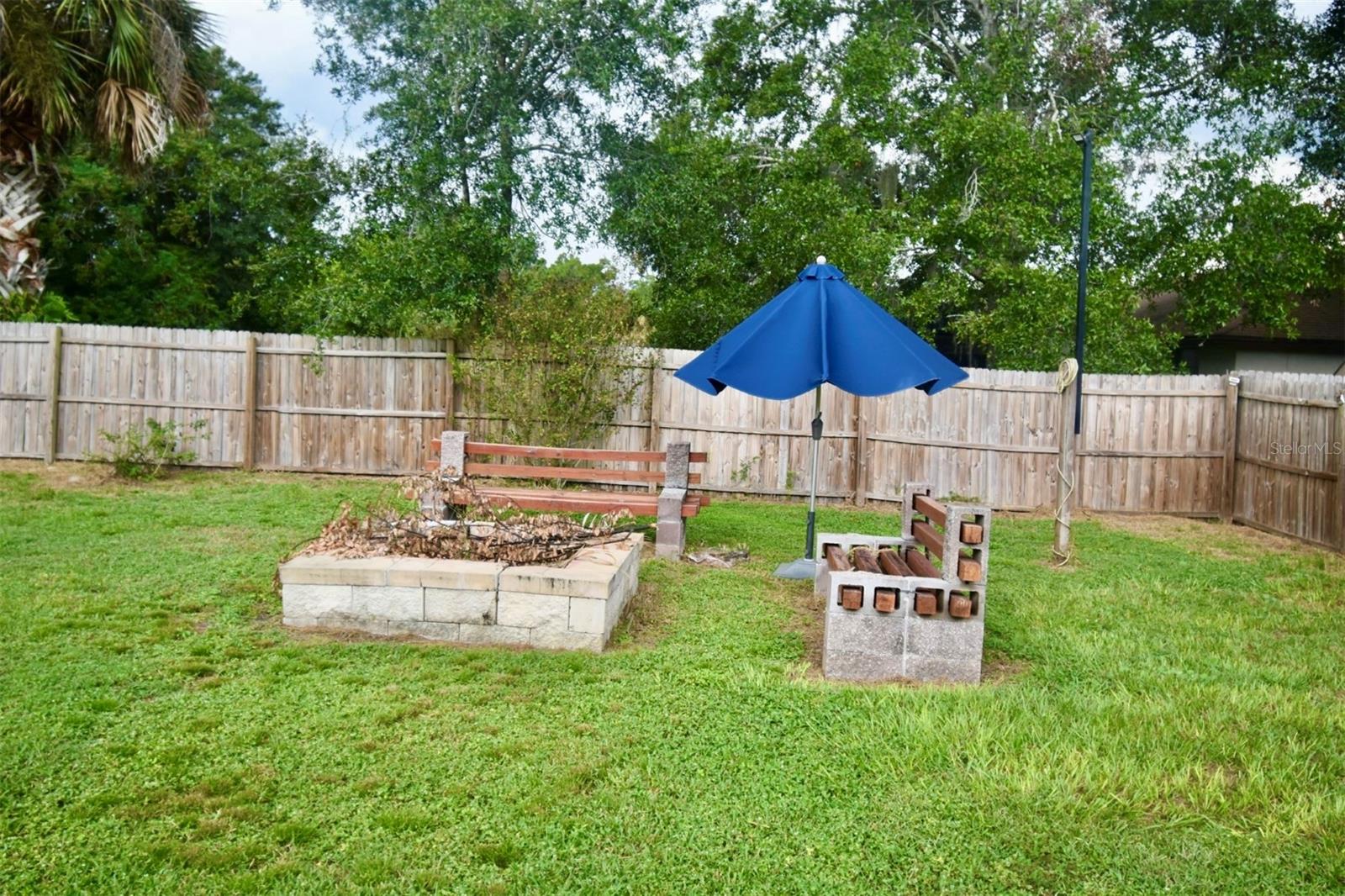 1200 Waverly Way Property Photo 15