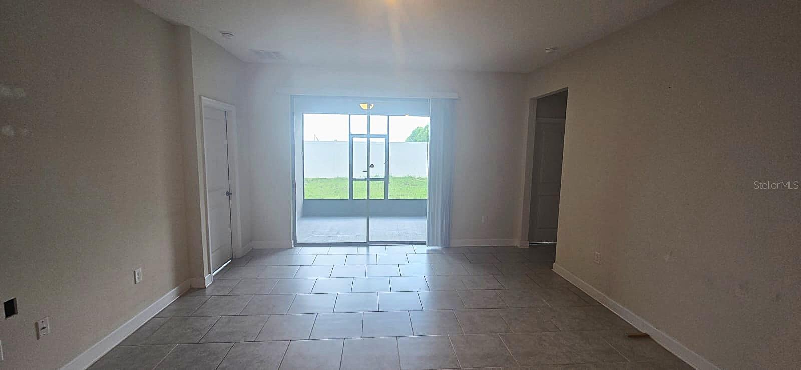 212 Bergamot Loop Property Photo 12