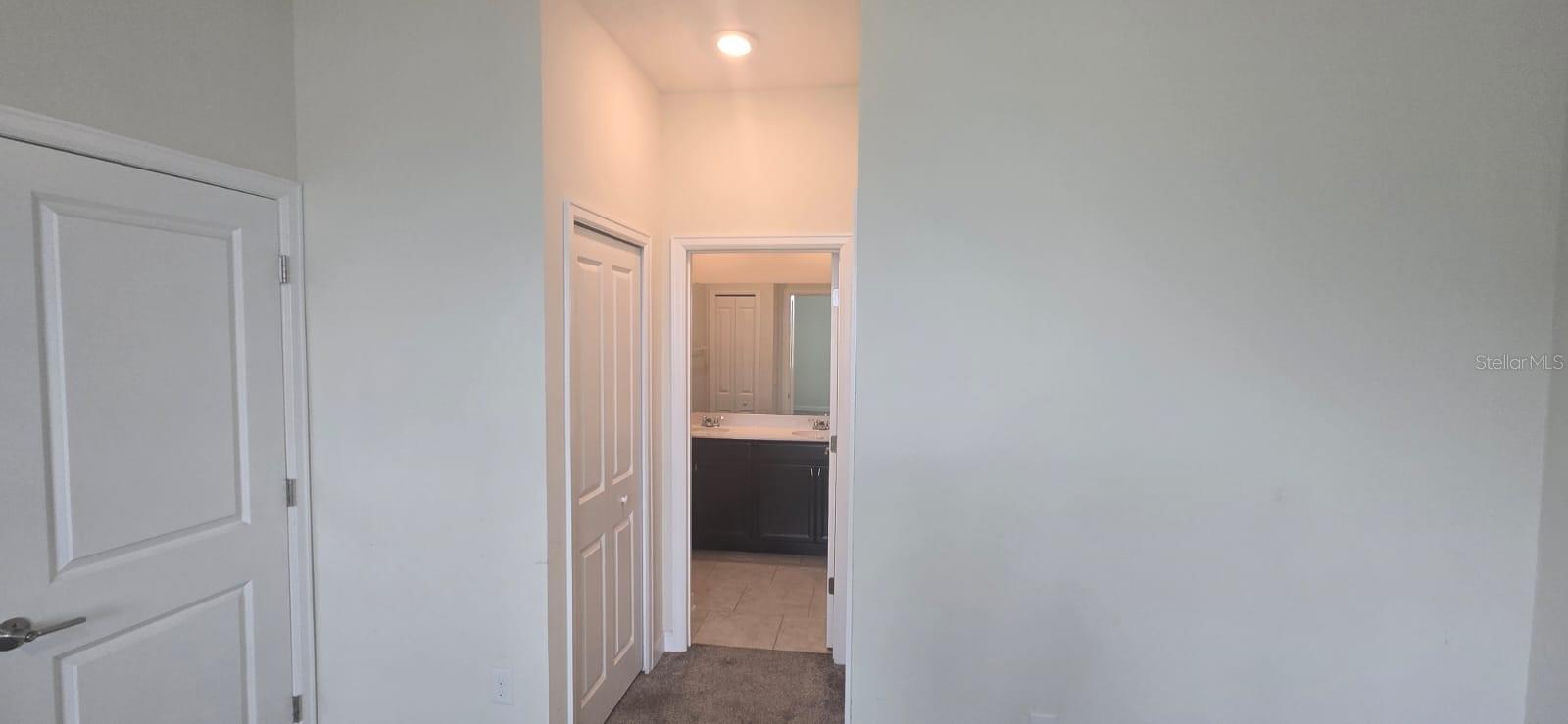 212 Bergamot Loop Property Photo 23