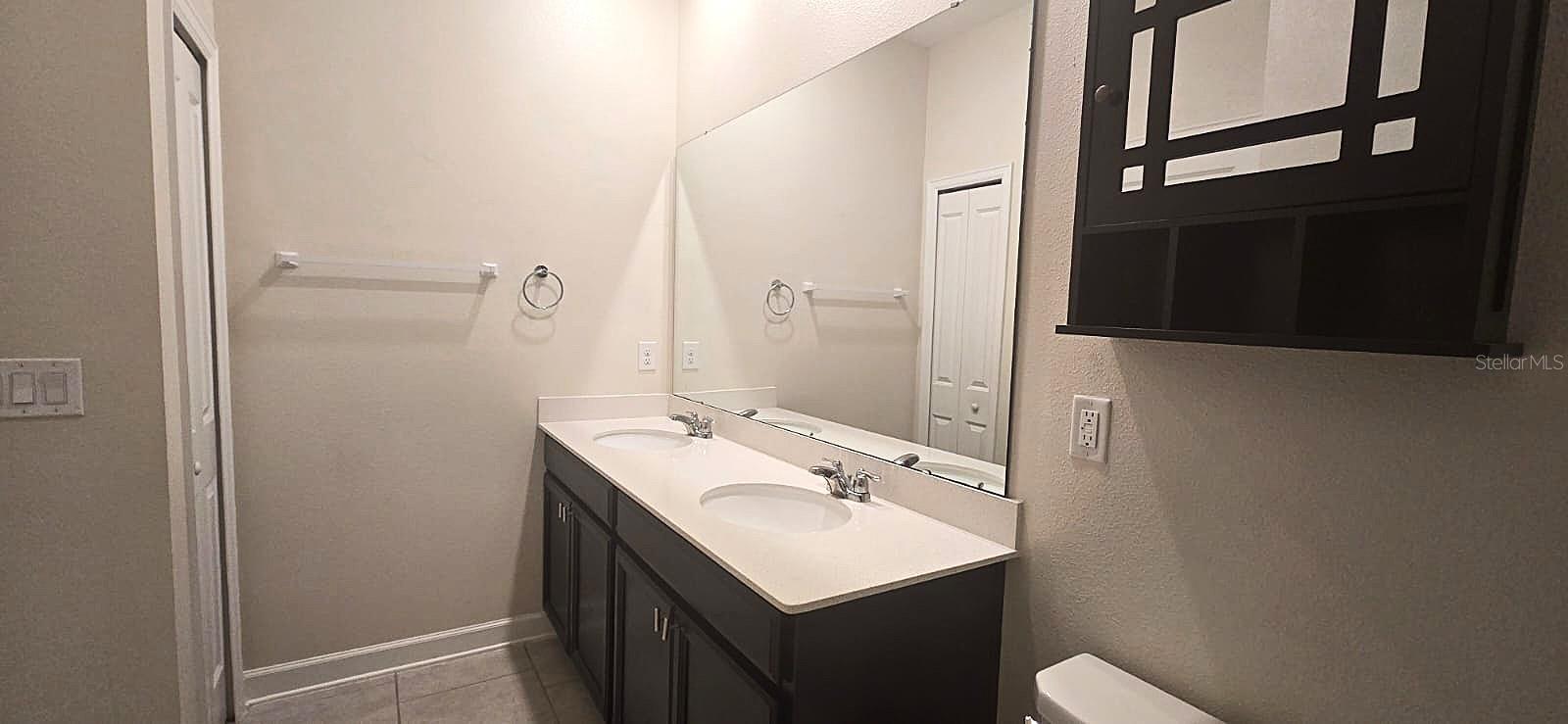 212 Bergamot Loop Property Photo 25