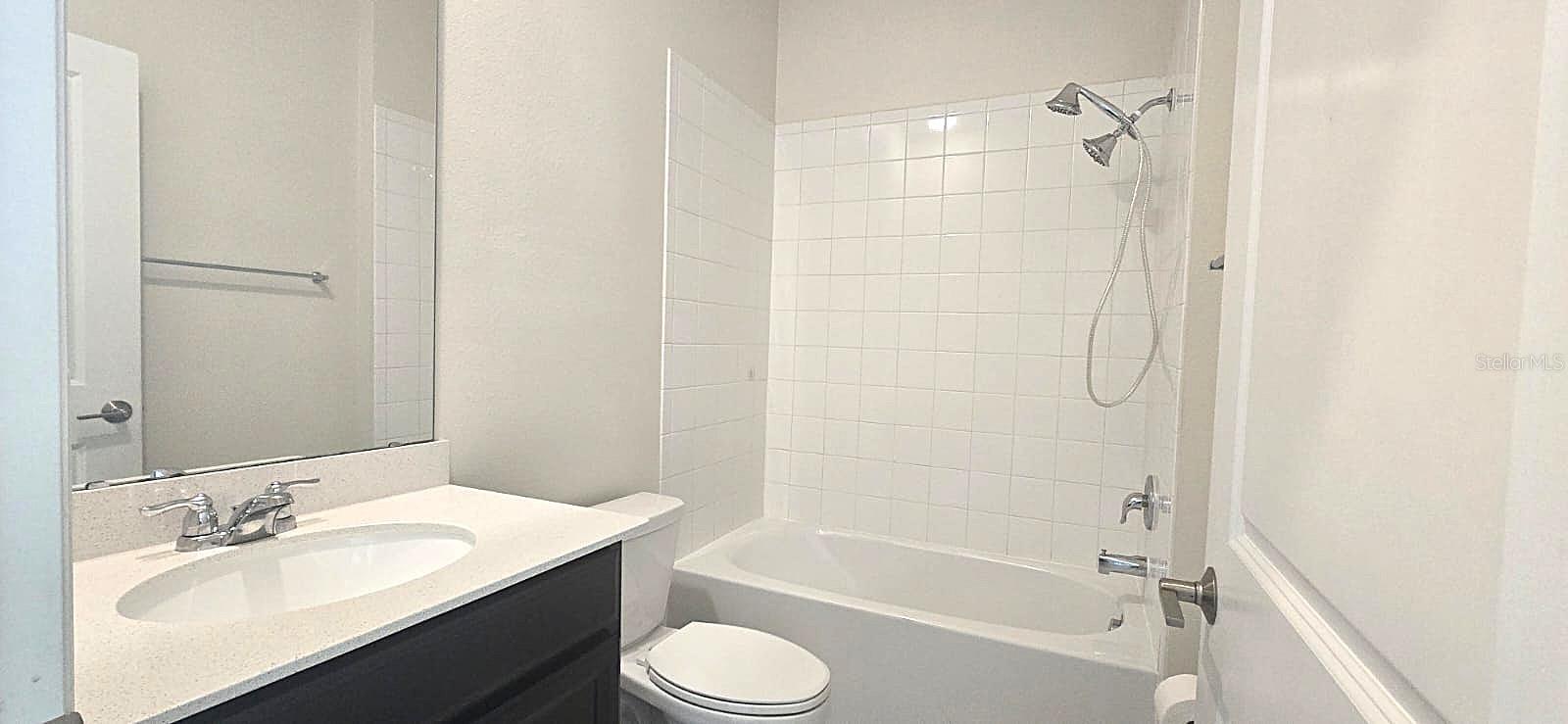 212 Bergamot Loop Property Photo 31