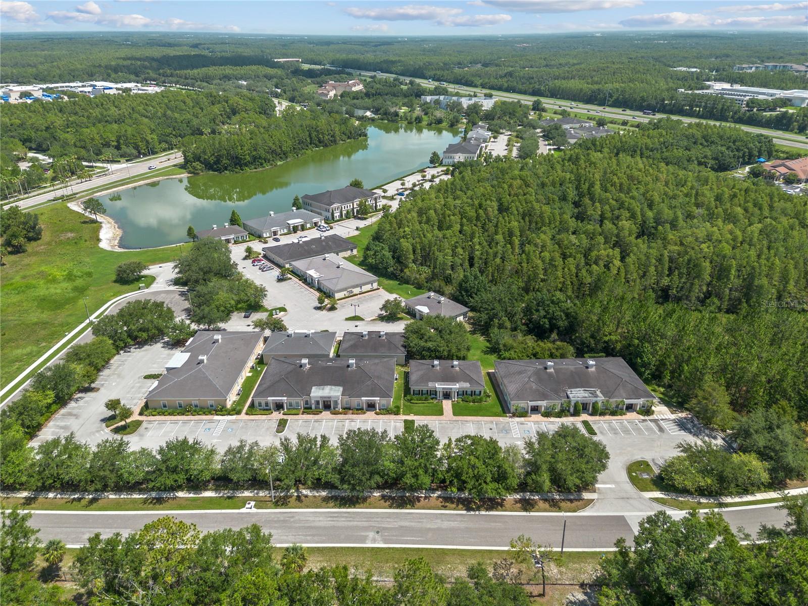 5381 Primrose Lake Cir Property Photo 4