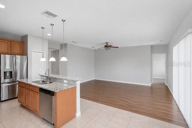 2317 Crosston Cir Property Photo 5