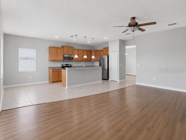 2317 Crosston Cir Property Photo 6