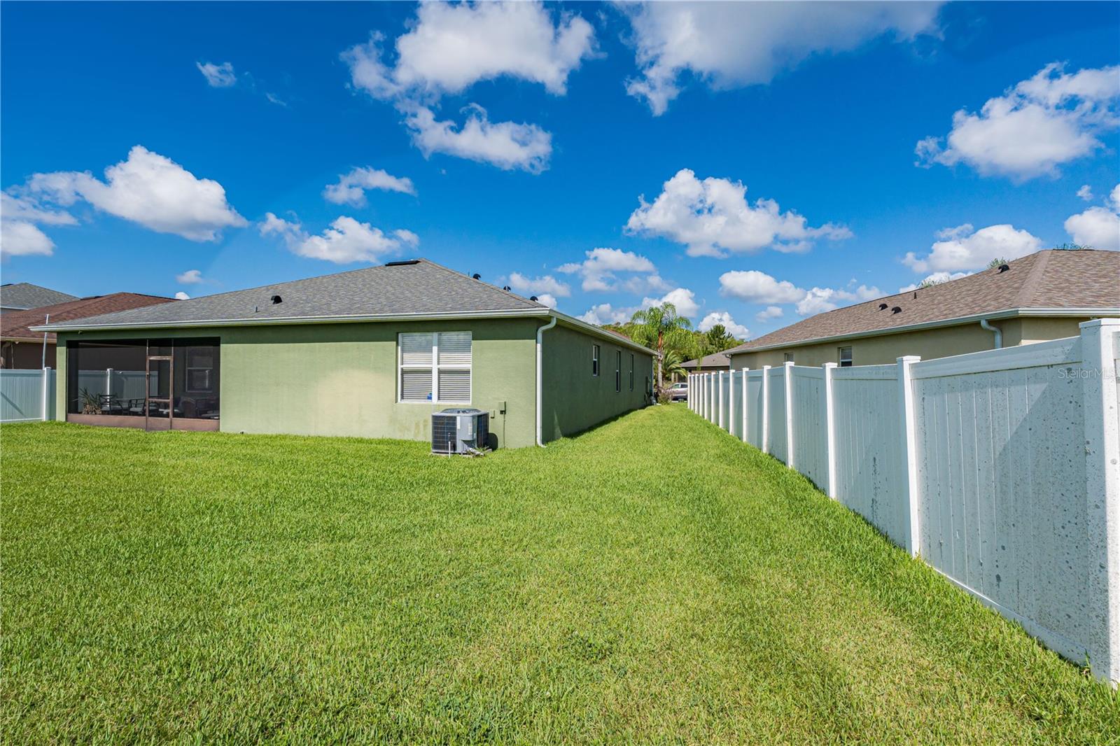 2317 Crosston Cir Property Photo 20