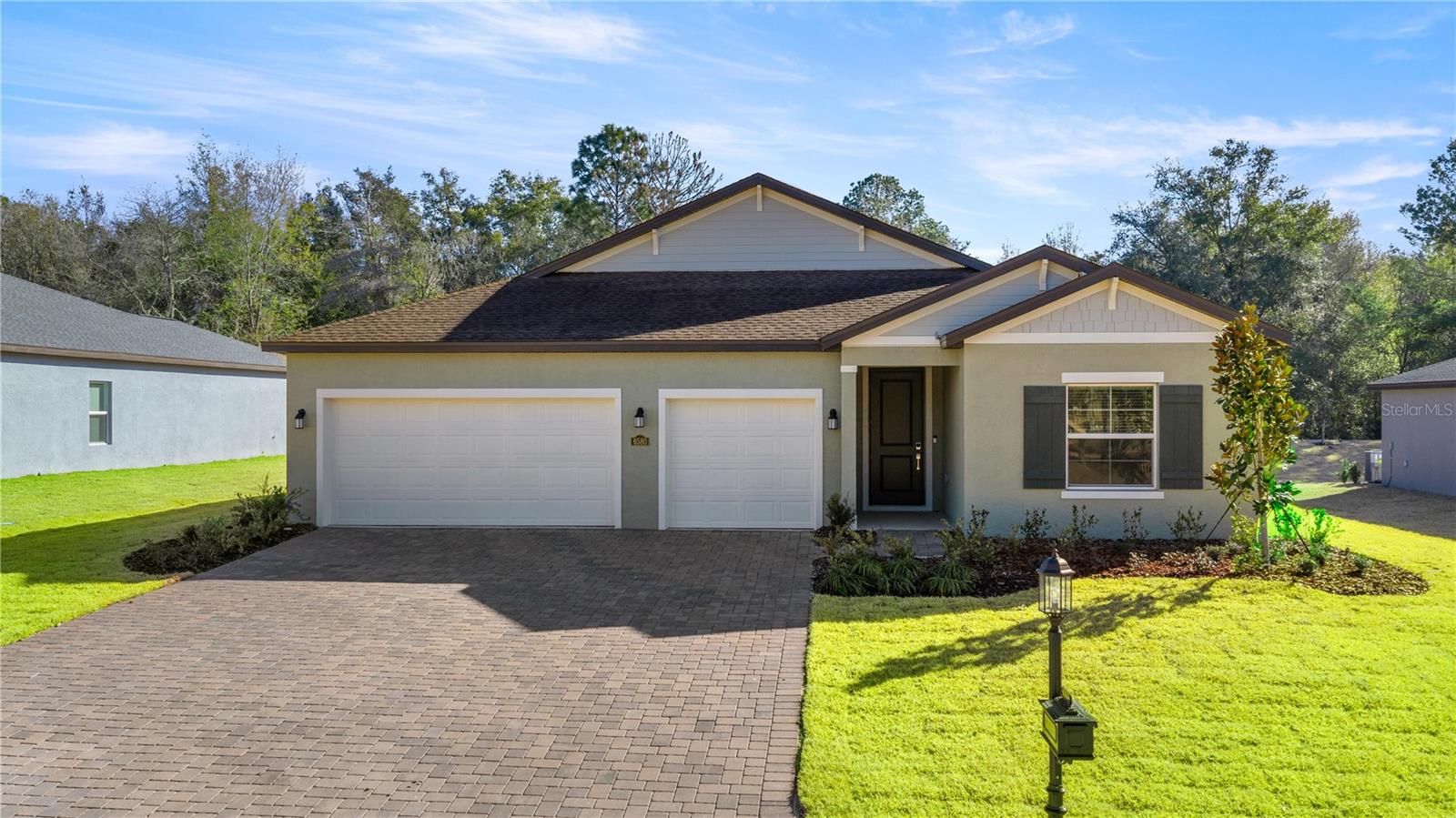 6680 SW 180TH CIR Property Photo 1