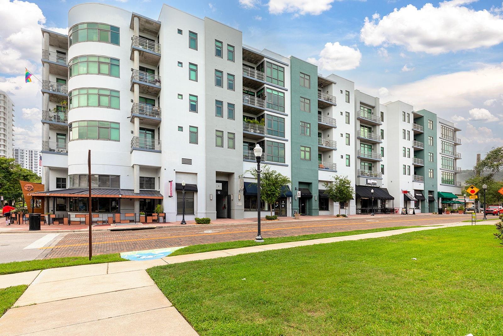 10 N SUMMERLIN AVE #14