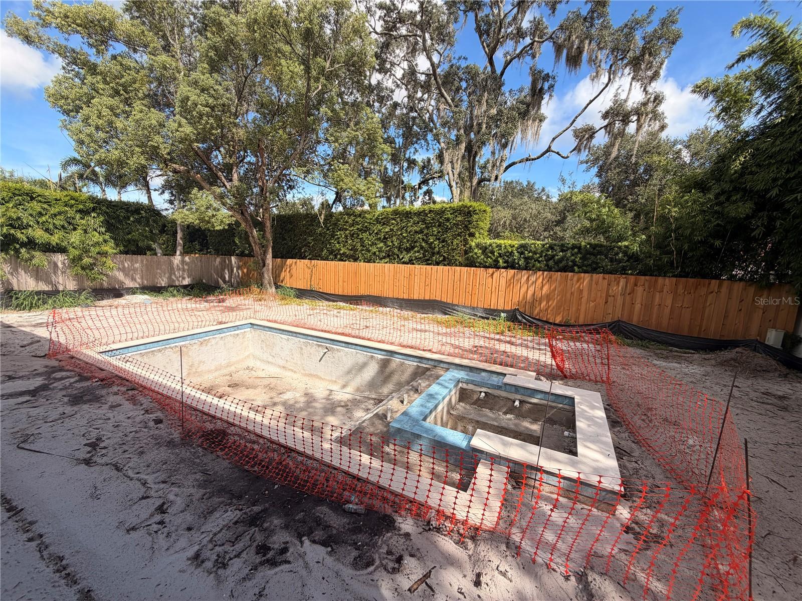 361 E Kings Way Property Photo 19